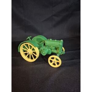 ERTL , John Deere, 1923 Model "D" Tractor, 1:16 Scale, Diecast All Metal